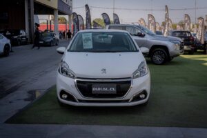 PEUGEOT 208 2019
