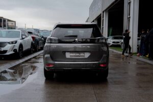 PEUGEOT 5008 2021