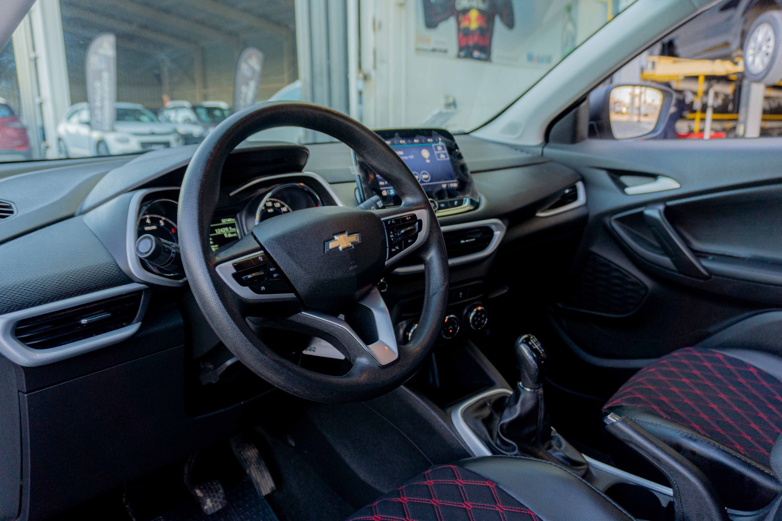 Chevrolet Tracker — foto 6 de 9