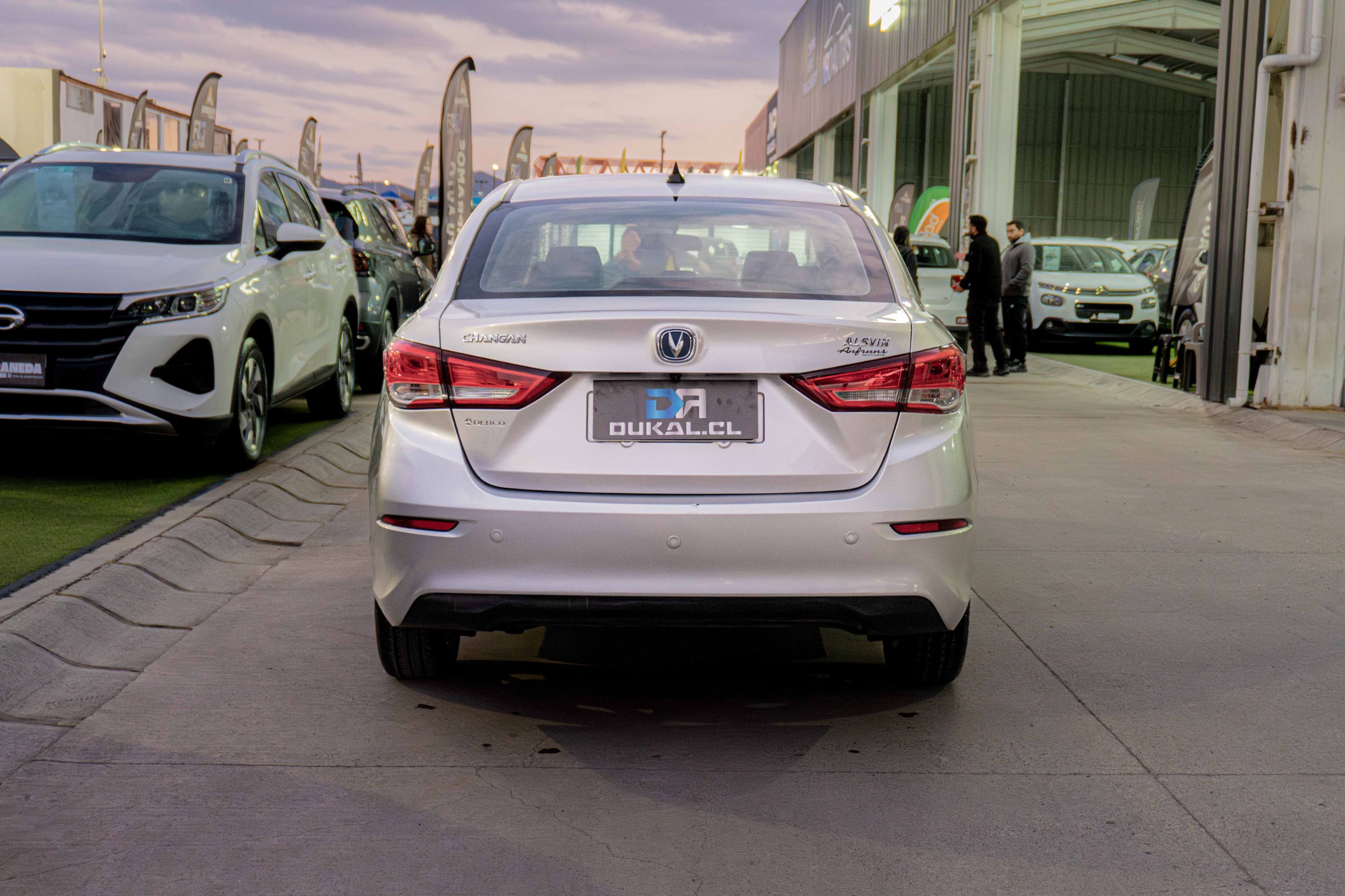 Changan Alsvin — foto 5 de 9