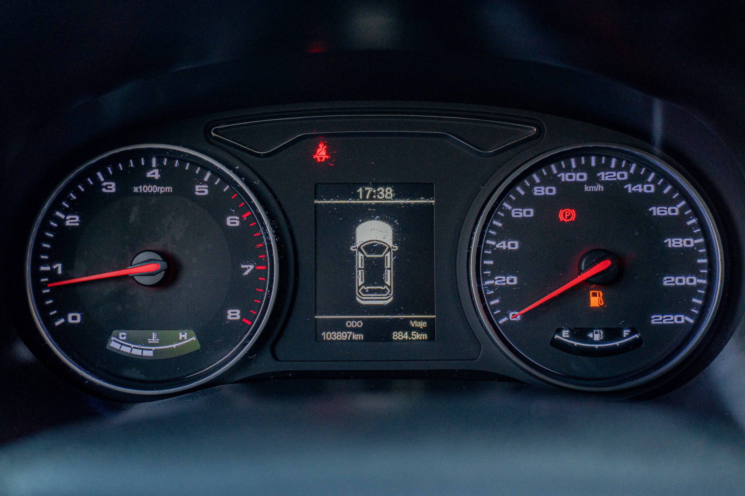 JAC Js8 — foto 7 de 9