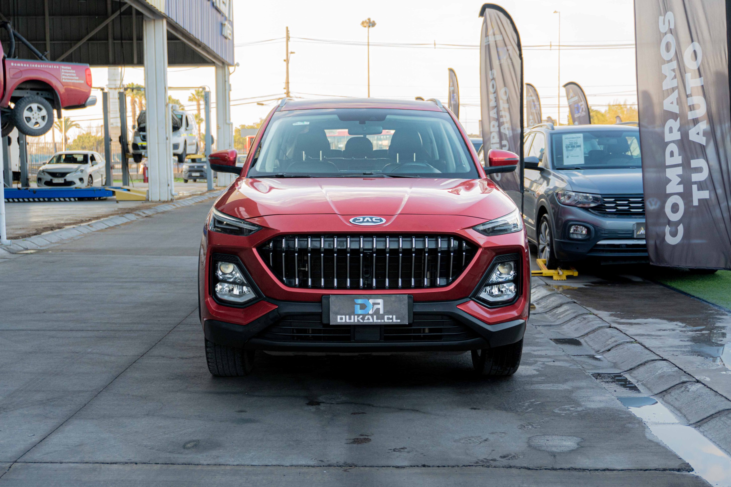 JAC Js8 — foto 2 de 9