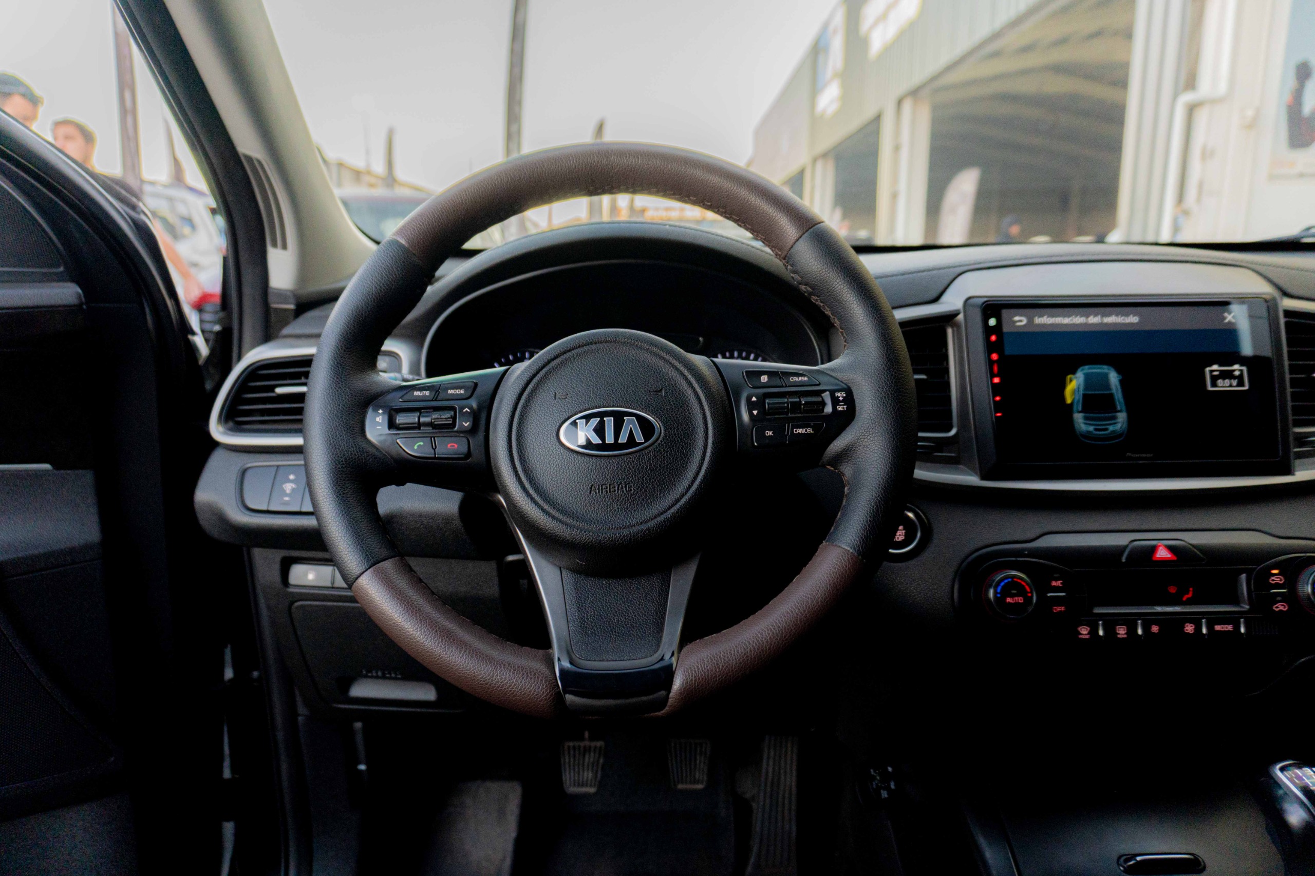 KIA Sorento — foto 8 de 9