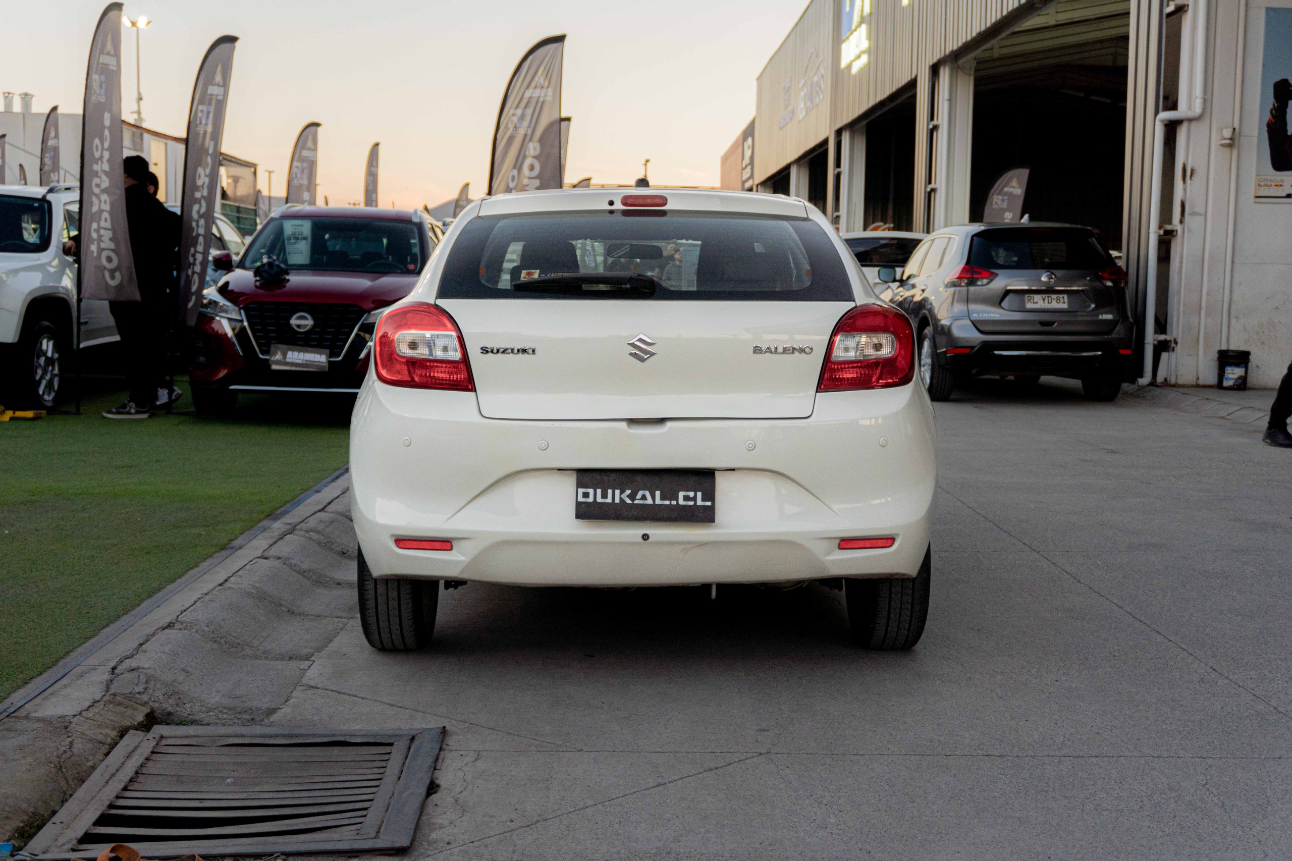 Suzuki Baleno — foto 5 de 9