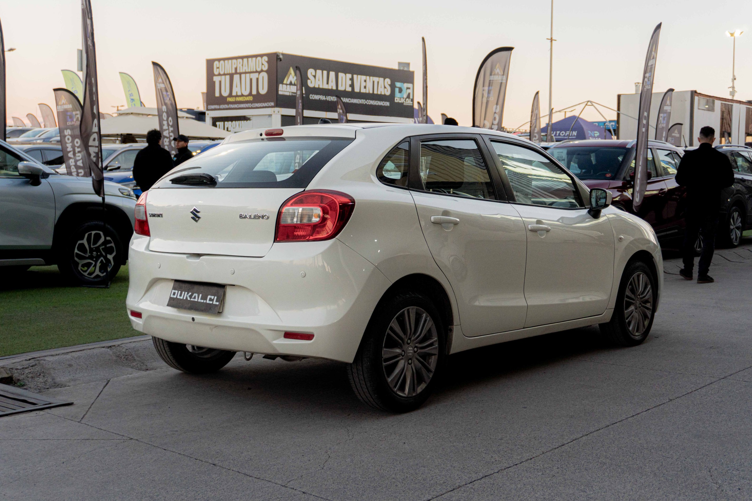 Suzuki Baleno — foto 3 de 9