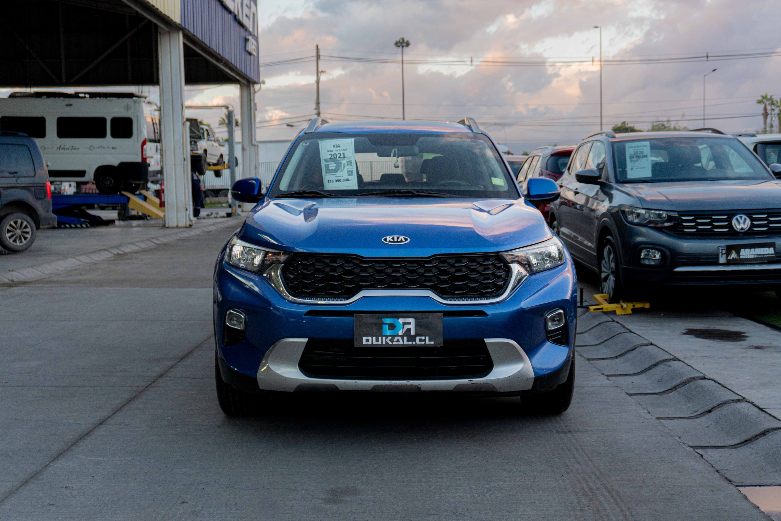 KIA Sonet — foto 2 de 9