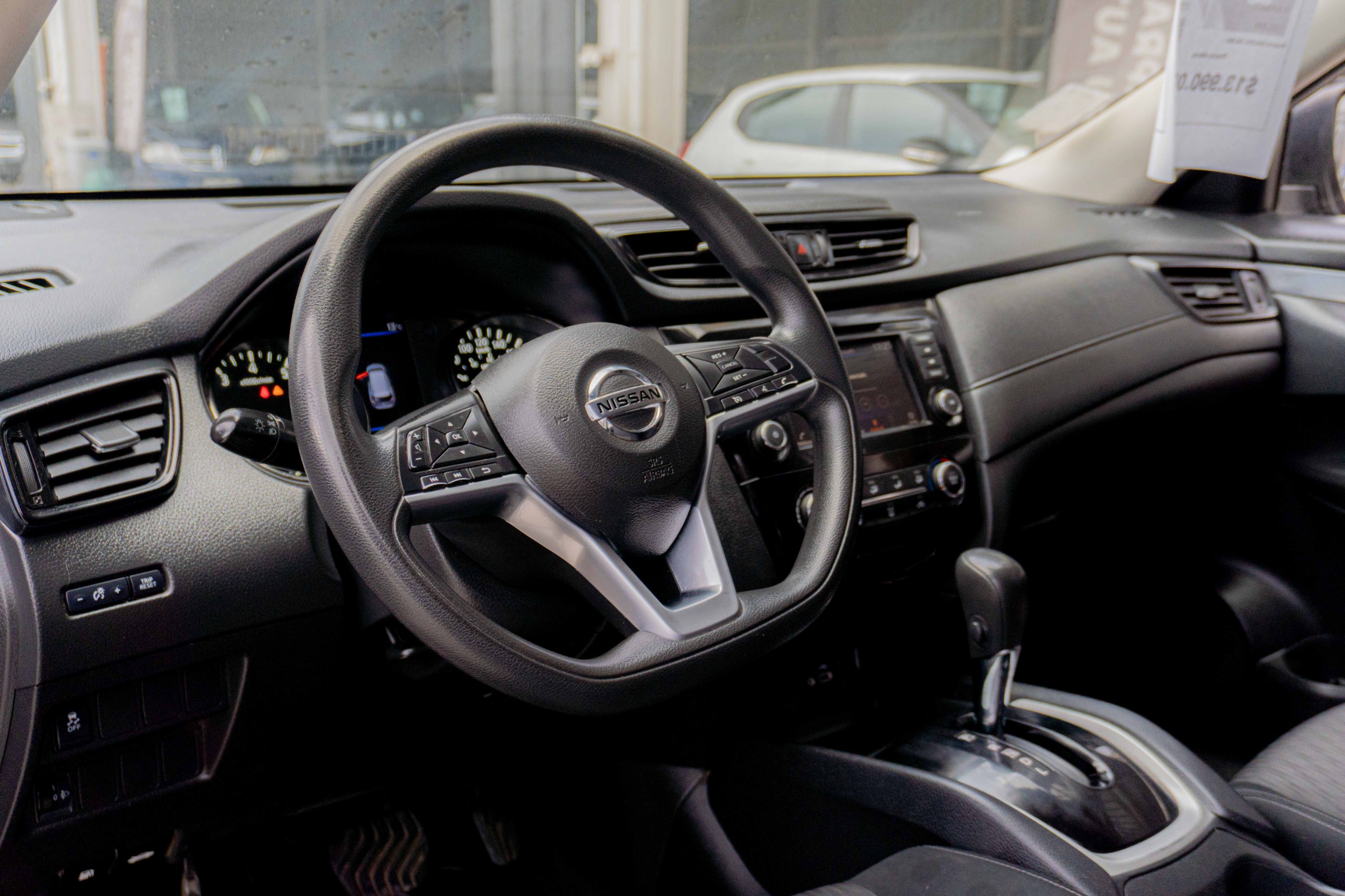 Nissan X-Trail — foto 6 de 9