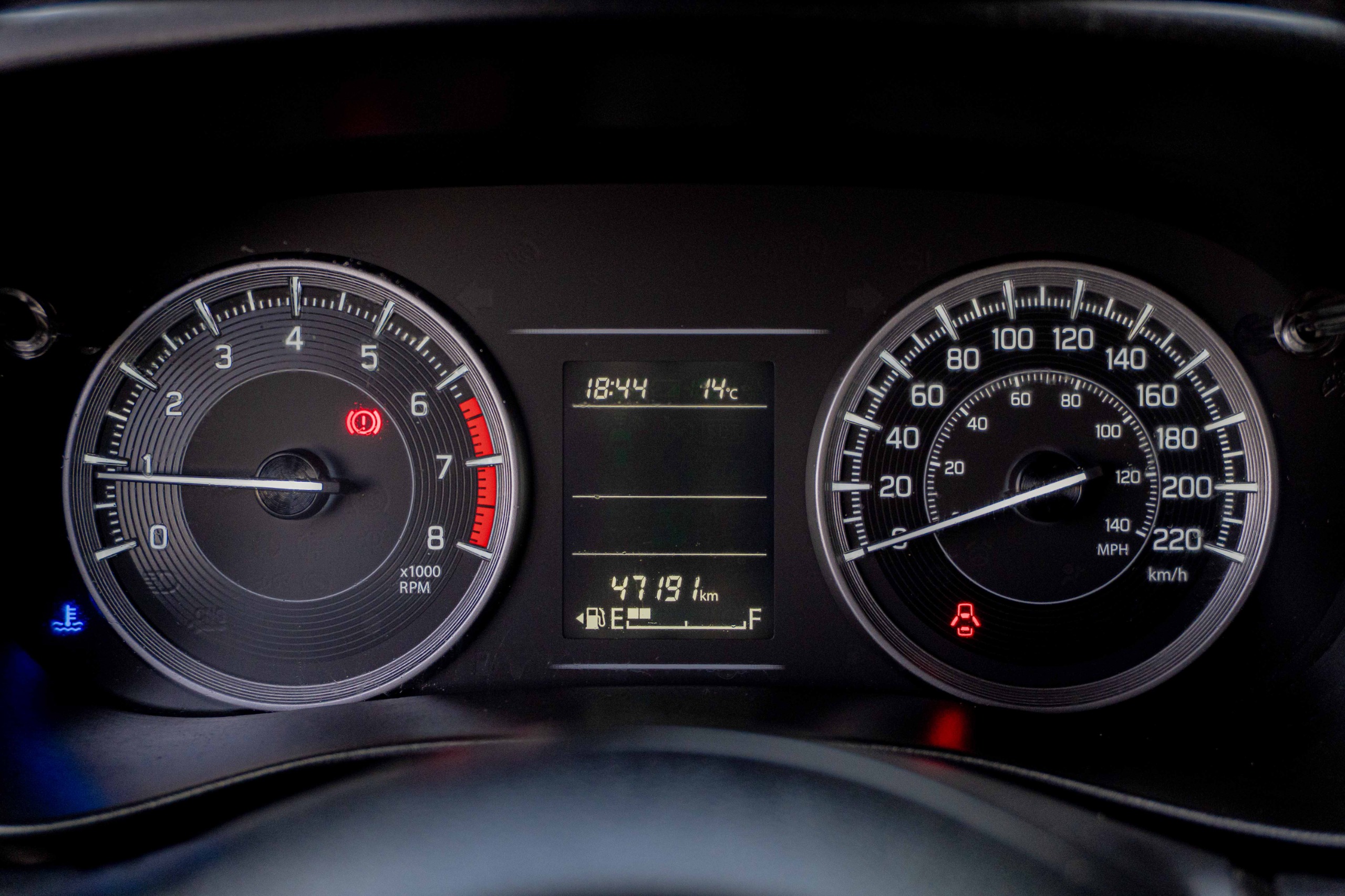 Suzuki Baleno — foto 7 de 9