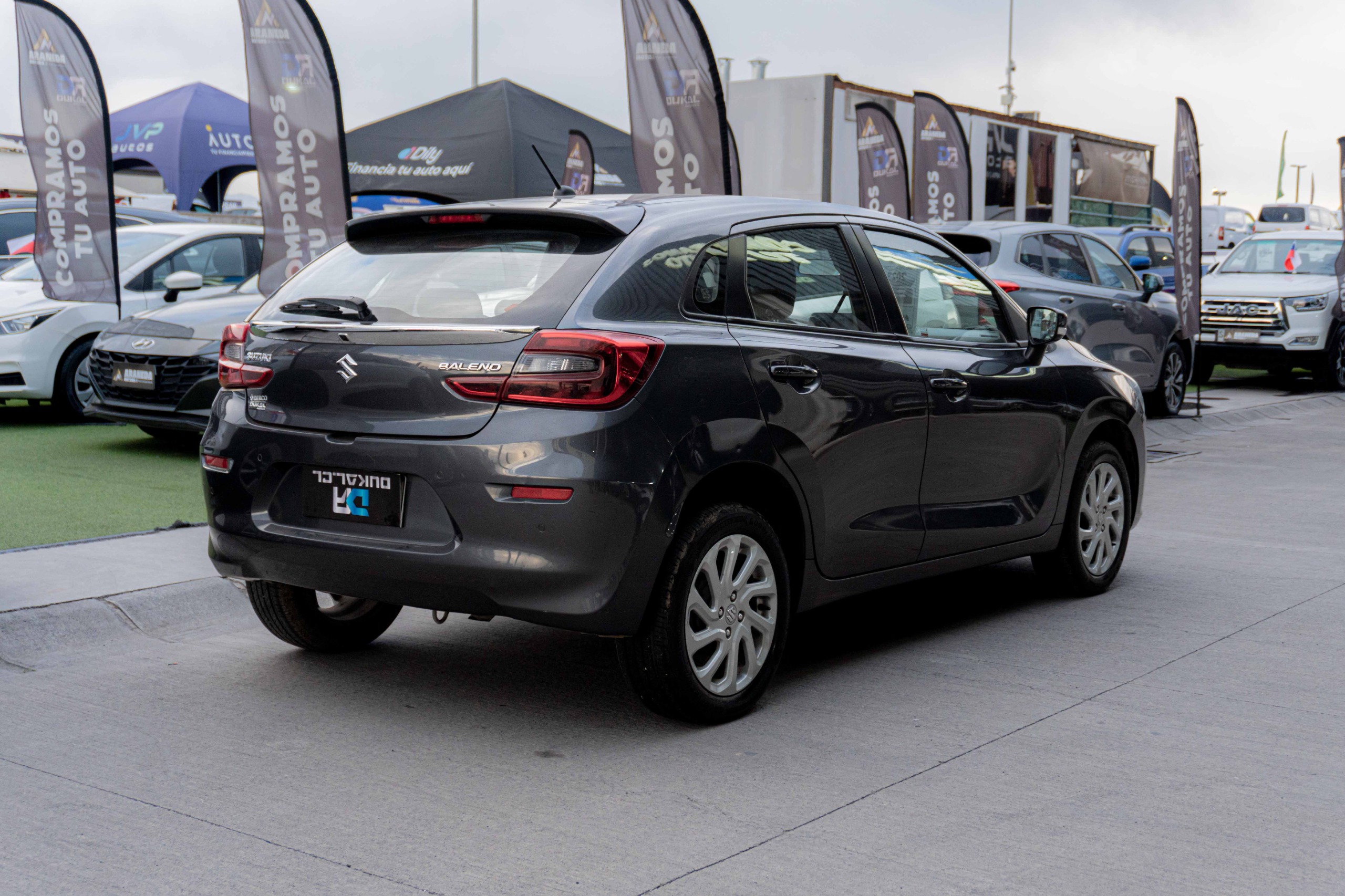 Suzuki Baleno — foto 4 de 9