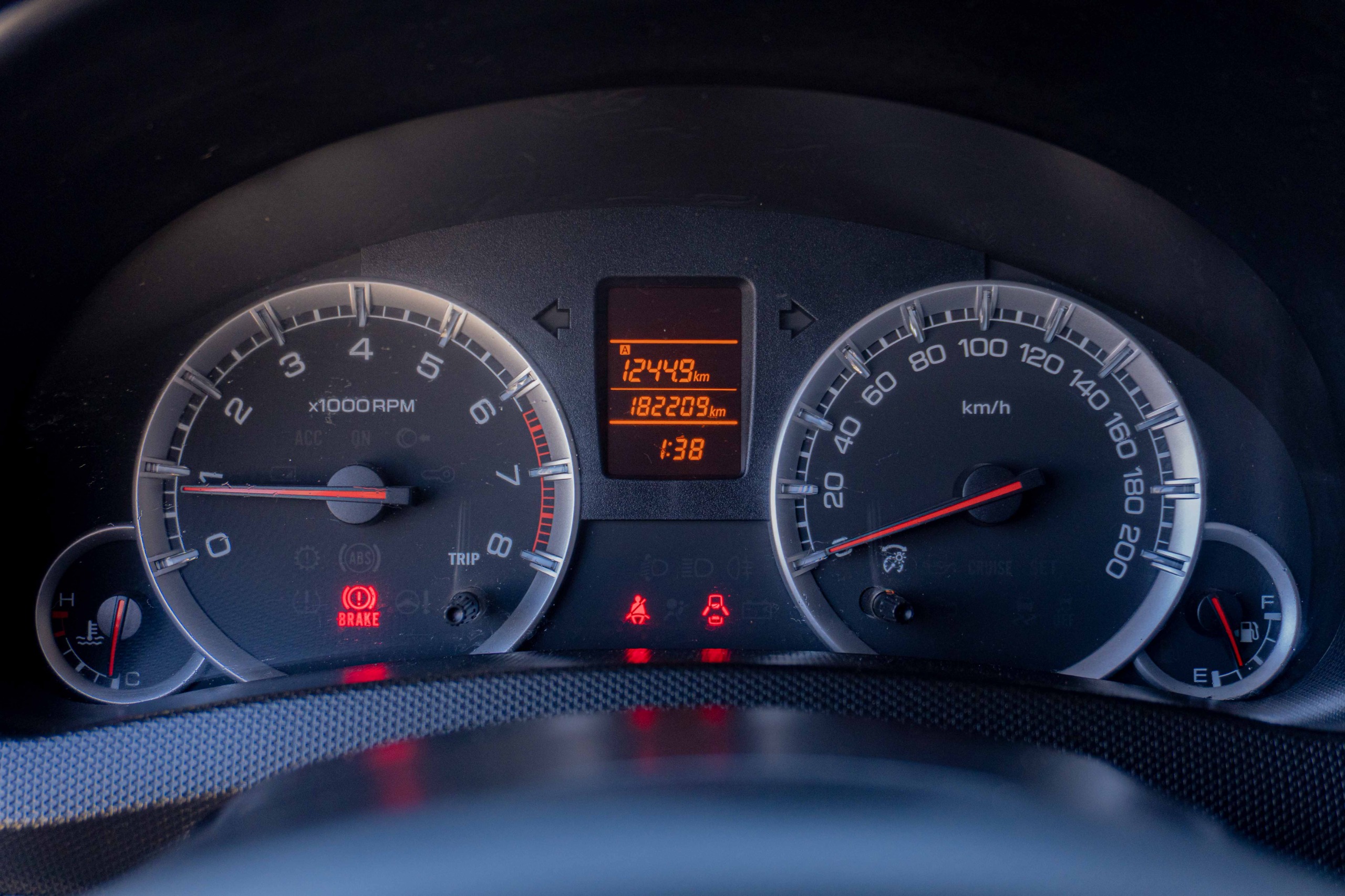 Suzuki Swift — foto 7 de 9
