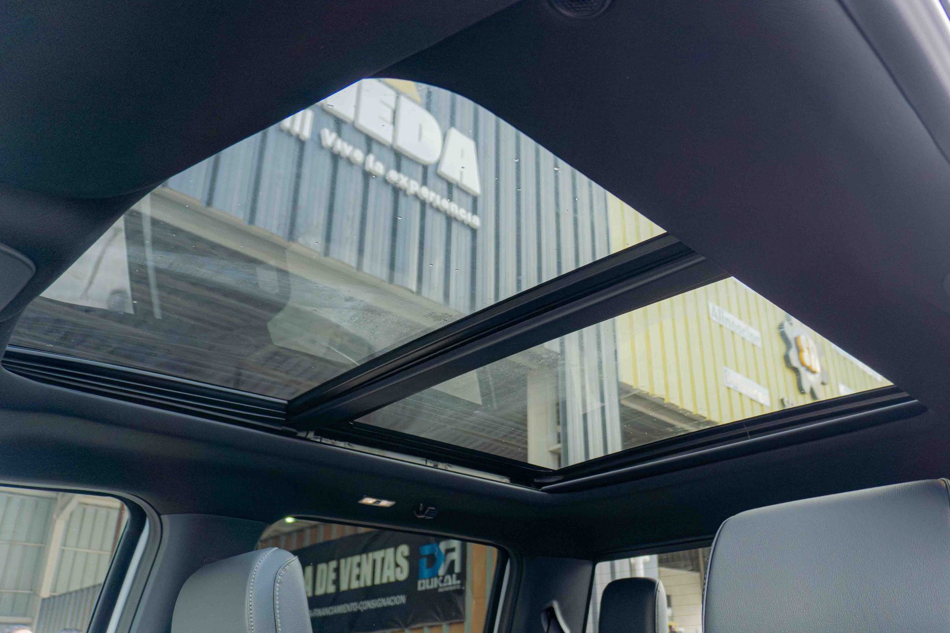 Ford F-150 Lariat Black — foto 11 de 11